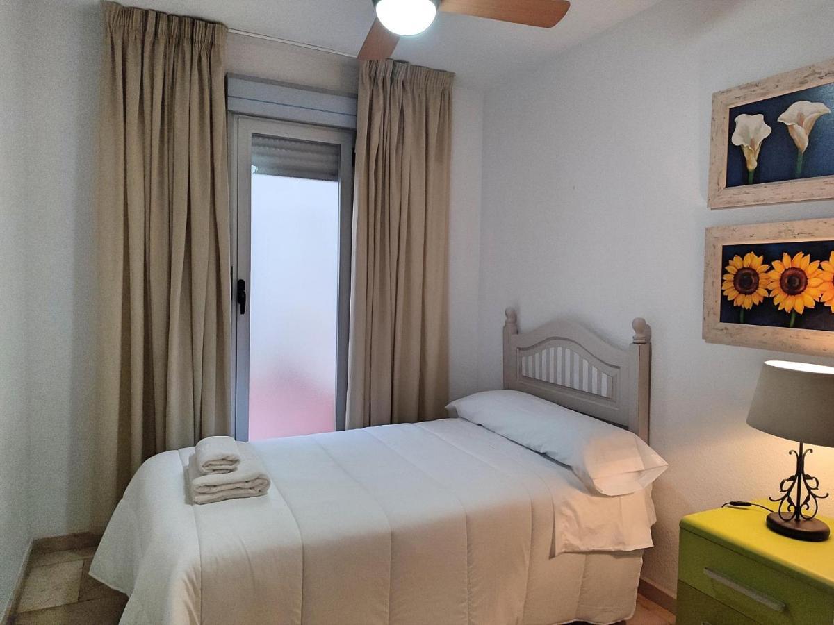 Apartamento Plaza Del Moreno Apartment กอร์โดบา ภายนอก รูปภาพ