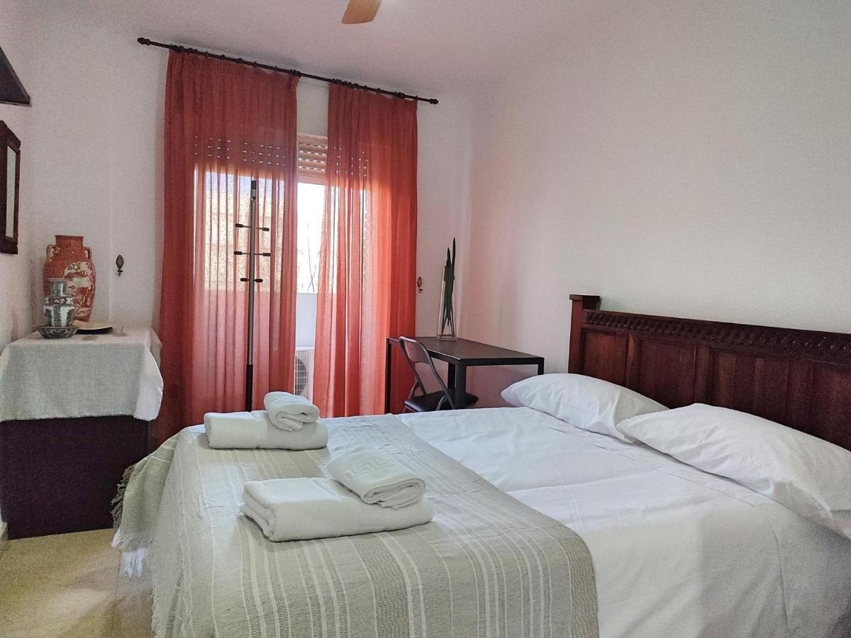 Apartamento Plaza Del Moreno Apartment กอร์โดบา ภายนอก รูปภาพ
