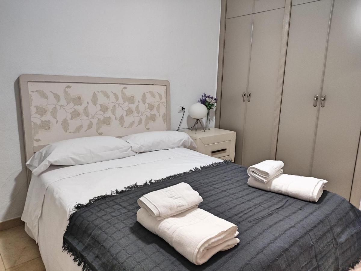 Apartamento Plaza Del Moreno Apartment กอร์โดบา ภายนอก รูปภาพ